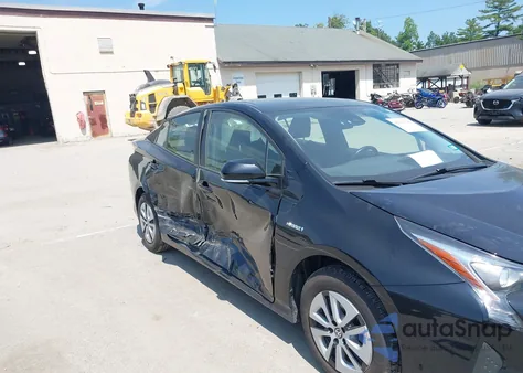 2017 Toyota Prius Three из США, поврежденный, VIN JTDKARFU8H3532370